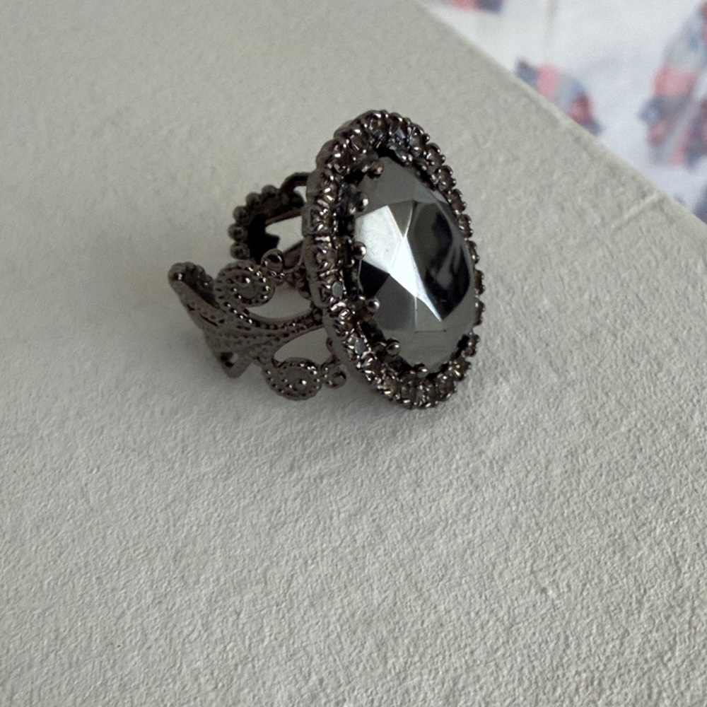 Sorreli Silver Black Statement Ring - image 2